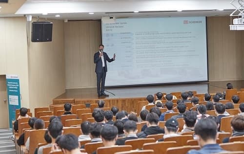 DB쉥커 코리아 CEO 특강 개최