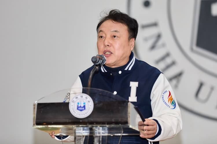 김종우 회장, 신입생 후배들에게 "인문학적...
